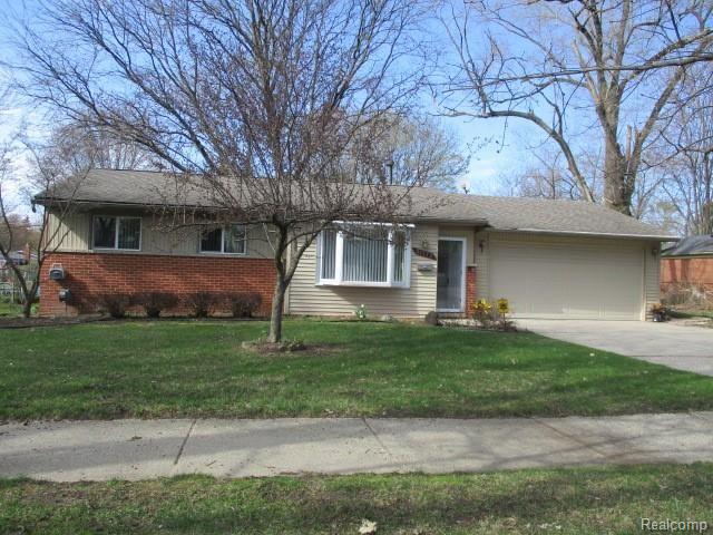 front view picture of 21772 S Brandon Ave, Farmington, MI. 48336