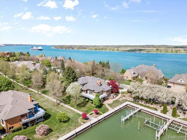 front view picture of 3744 Riverview Terrace N, East China, MI. 48054