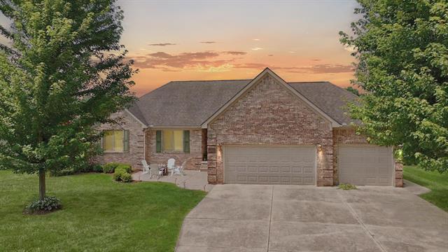 front view picture of 334 Peregrine Dr, East China, MI. 48054