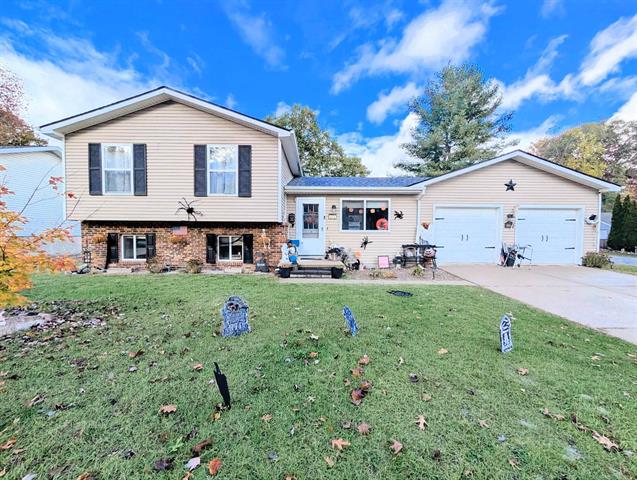 front view picture of 414 Delaware St, East China, MI. 48054