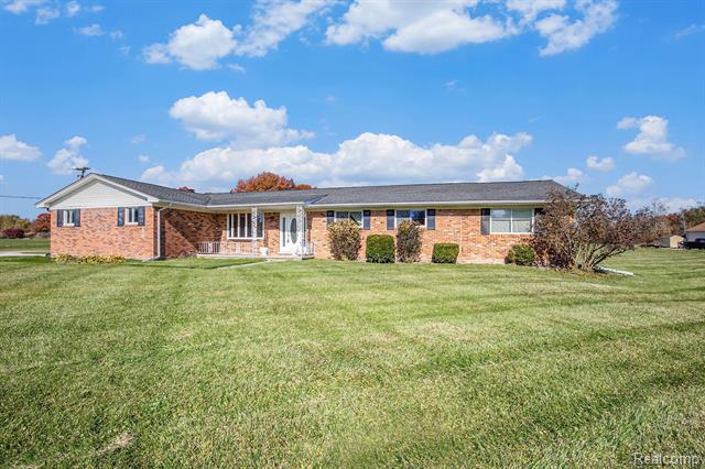 front view picture of 9176 Meisner Rd, Casco, MI. 48064