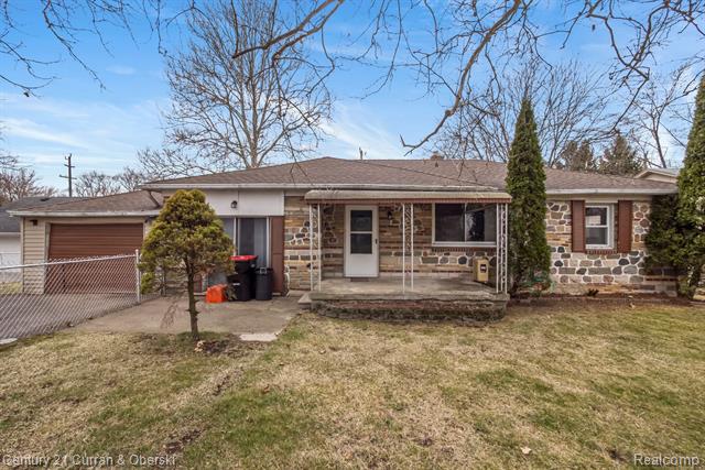 front view picture of 21779 Seminole St, Southfield, MI. 48033