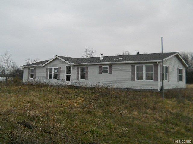 front view picture of 5137 Hessen Rd, Casco, MI. 48064