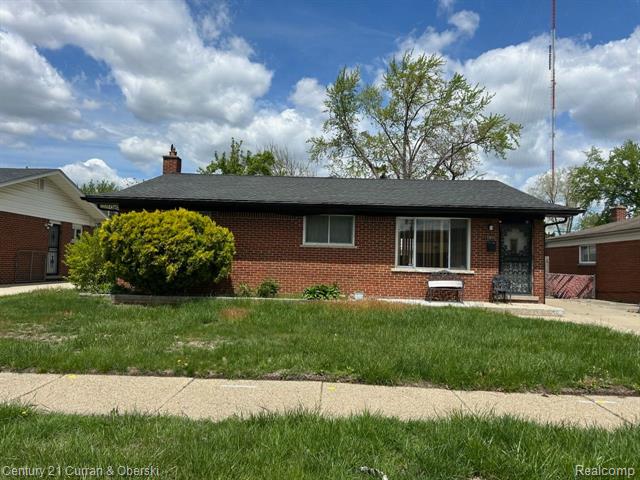 front view picture of 10358 Cloverdale Ave, Ferndale, MI. 48220