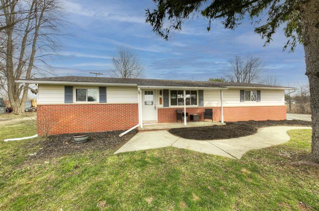 front view picture of 8550 Gratiot Rd, Columbus, MI. 48063