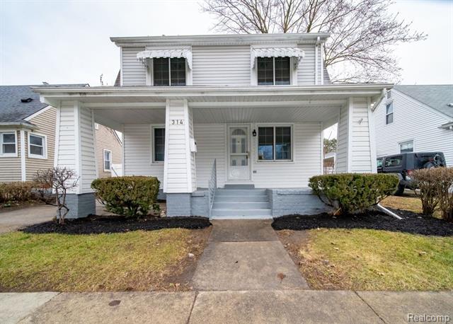 front view picture of 314 Adams Ct, Ferndale, MI. 48220