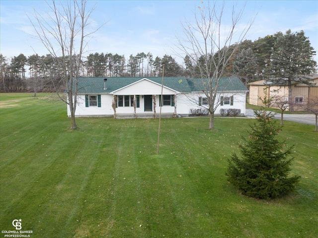 front view picture of 184 Wales Center Rd, Columbus, MI. 48063