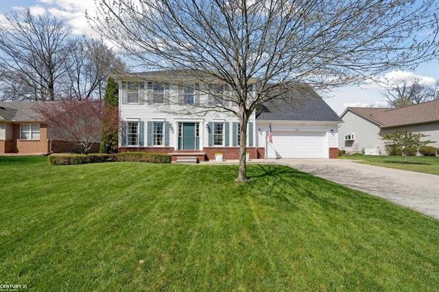 front view picture of 1962 S Delano, Saint Clair, MI. 48079