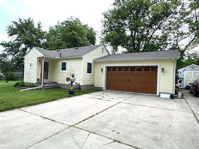 front view picture of 1341 Pennsylvania, Marysville, MI. 48040