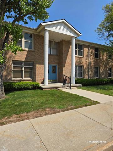front view picture of 275 Maywood, Marysville, MI. 48040