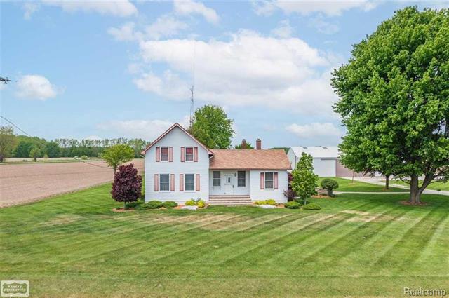 front view picture of 8840 Marquette Rd, Goodells, MI. 48027
