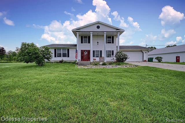 front view picture of 1442 Riley Center Rd, Memphis, MI. 48041