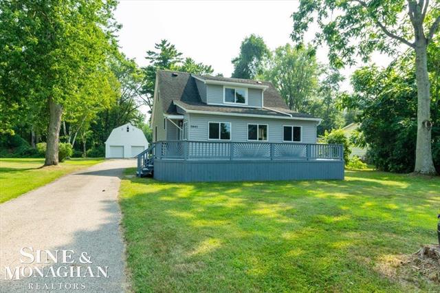 front view picture of 3841 Ravenswood, Marysville, MI. 48040