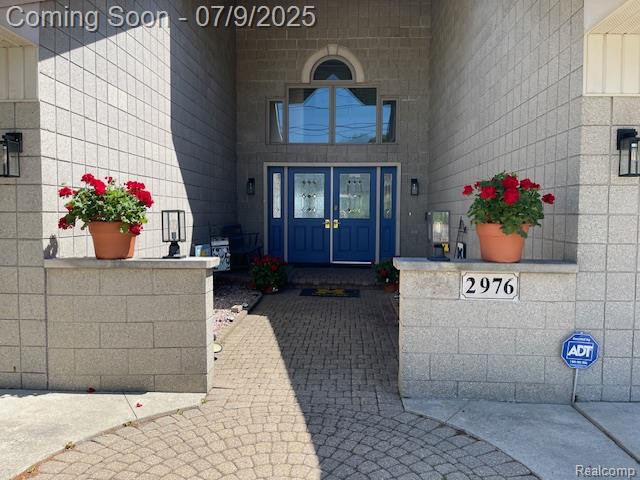 front view picture of 2976 Military St, Port Huron, MI. 48060