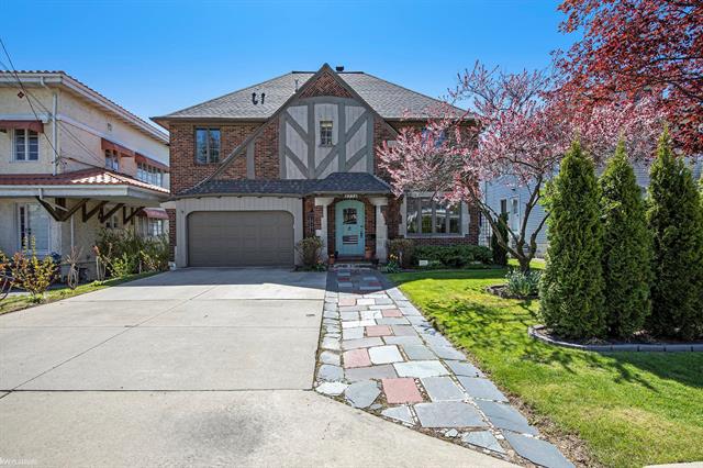 front view picture of 2758 Military St, Port Huron, MI. 48060