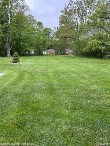 front view picture of 802 Colorado, Marysville, MI. 48040