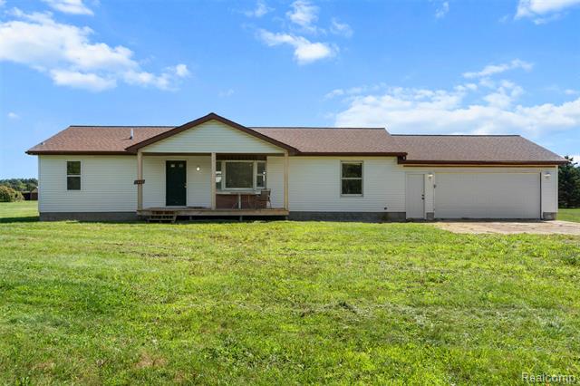 front view picture of 2460 Stapleton Rd, Goodells, MI. 48027
