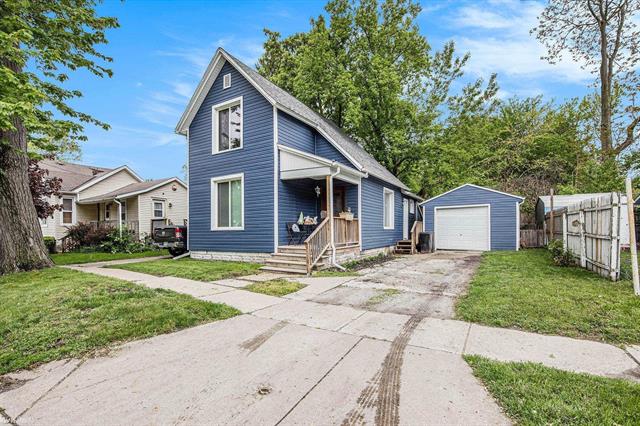 front view picture of 1310 9Th St, Port Huron, MI. 48060