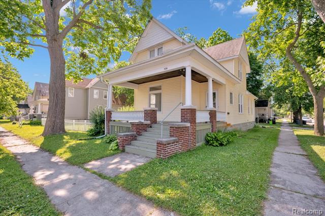 front view picture of 1138 Howard St, Port Huron, MI. 48060