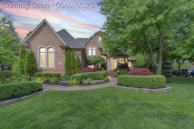 front view picture of 47914 Beckenham Blvd, Novi, MI. 48374