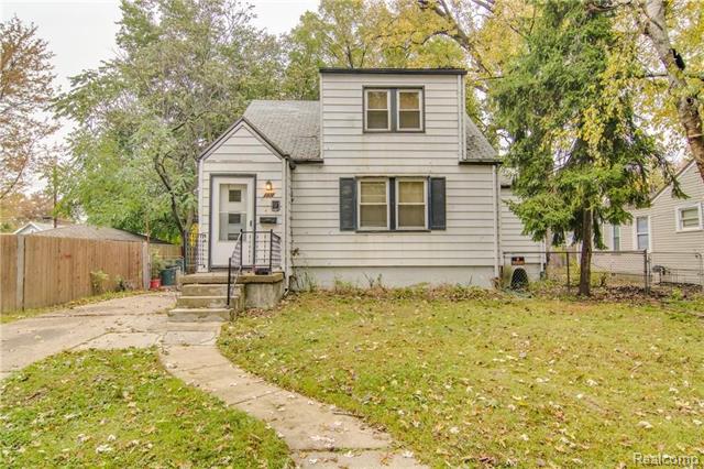 front view picture of 136 W Elza Ave, Hazel Park, MI. 48030