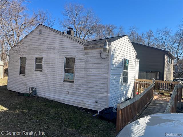 front view picture of 2154 27Th St, Port Huron, MI. 48060