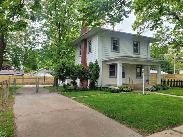 front view picture of 730 Jenkinson St, Port Huron, MI. 48060