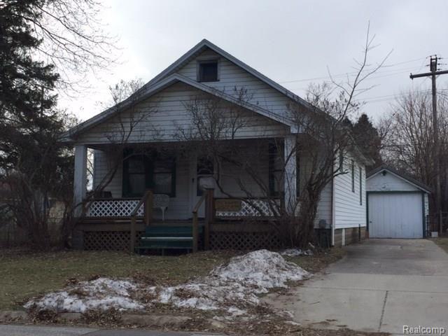 front view picture of 2527 16Th Ave, Port Huron, MI. 48060