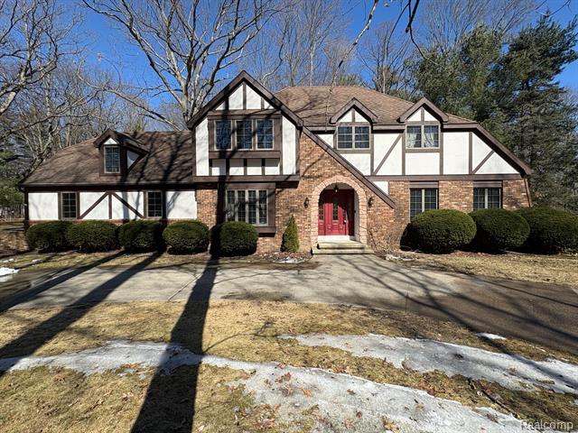 front view picture of 4900 Wintergreen Ln, North Street, MI. 48049