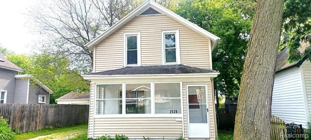 front view picture of 2528 Armour St, Port Huron, MI. 48060