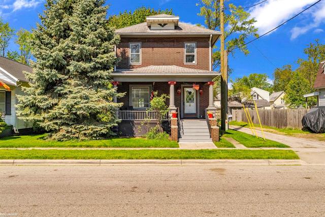 front view picture of 2115 Stone St, Port Huron, MI. 48060