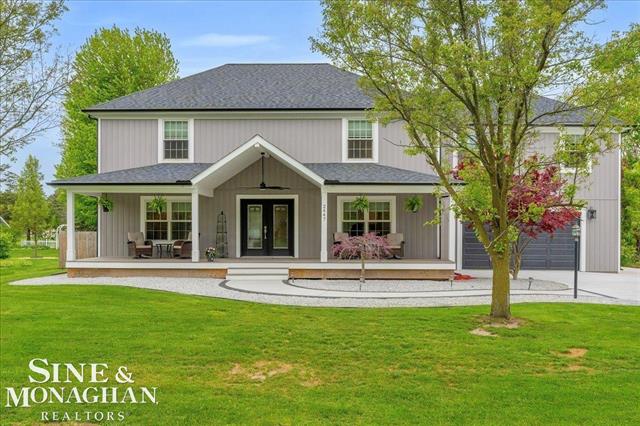 front view picture of 2447 Oakwood Dr, Port Huron, MI. 48060