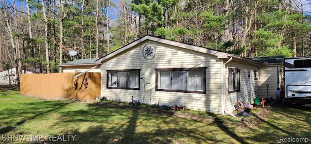 front view picture of 3820 Abbottsford Rd, North Street, MI. 48049