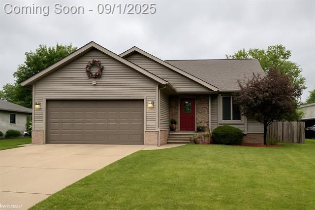 front view picture of 1611 Continental Ct, Port Huron, MI. 48060