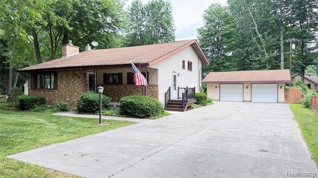 front view picture of 3752 Grant Ave, Fort Gratiot, MI. 48059