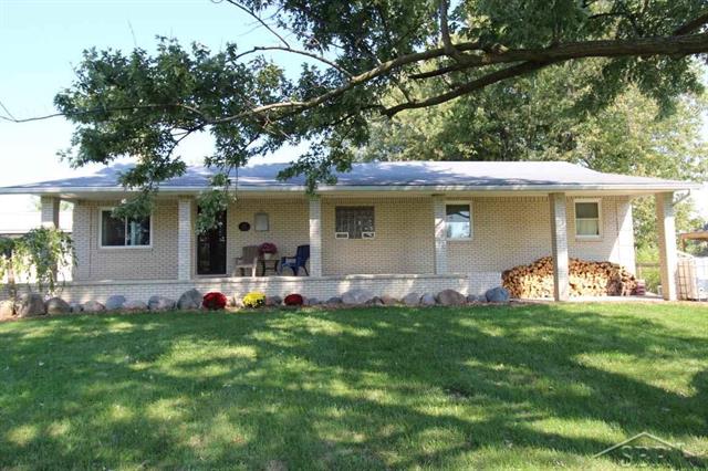 front view picture of 15984 Bryce Rd, Capac, MI. 48014