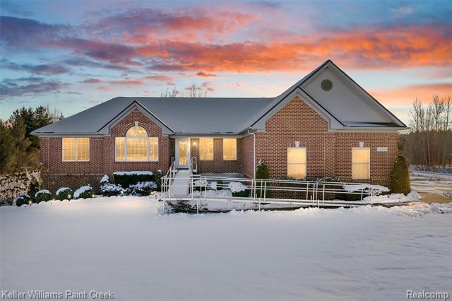 front view picture of 15289 Imlay City Rd, Capac, MI. 48014