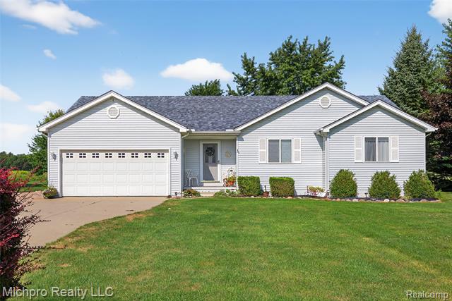 front view picture of 4411 Breen Rd Ty Rd, Emmett, MI. 48022
