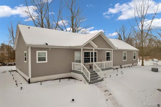 front view picture of 4455 Miller Rd, Capac, MI. 48014