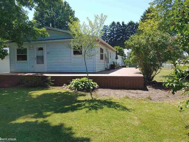 front view picture of 3975 Parker Rd, Fort Gratiot, MI. 48059
