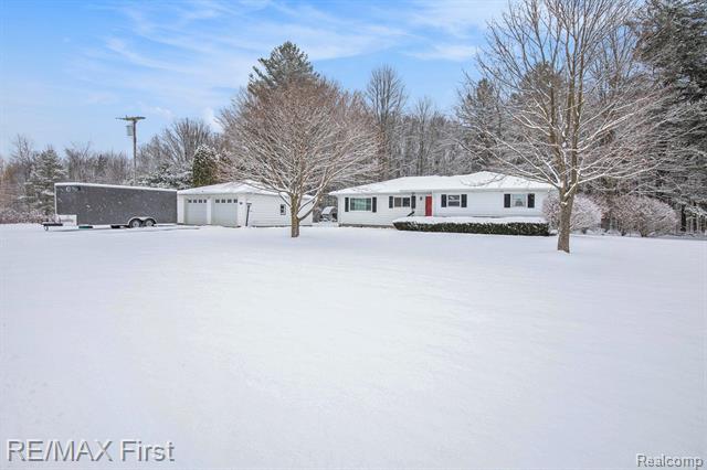 front view picture of 5680 Cribbins Rd, North Street, MI. 48049