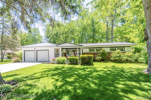 front view picture of 3361 Clyde Dr, Fort Gratiot, MI. 48059