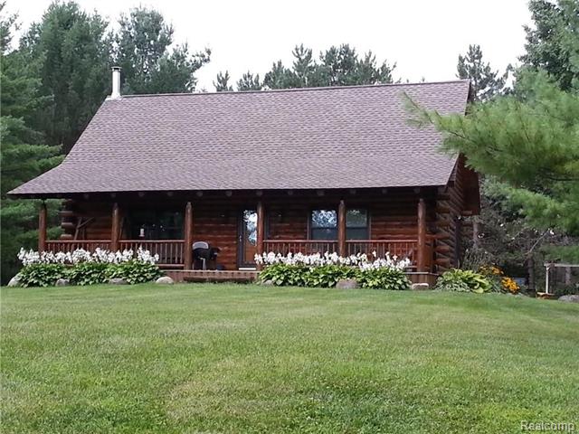 front view picture of 6613 Black River Rd, Jeddo, MI. 48032