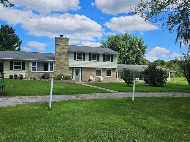 front view picture of 7026 Kilburn Rd, Jeddo, MI. 48032