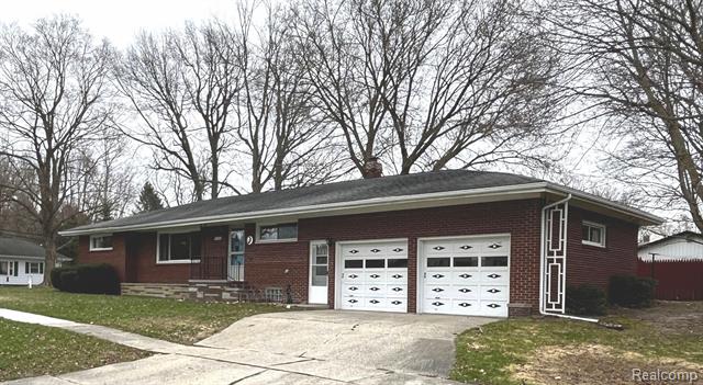 front view picture of 208 Mill St, Yale, MI. 48097