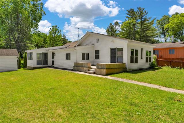 front view picture of 3735 Haynes Ct, Fort Gratiot, MI. 48059