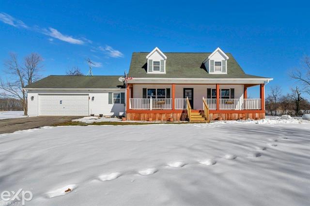 front view picture of 14330 Jeddo Rd, Yale, MI. 48097