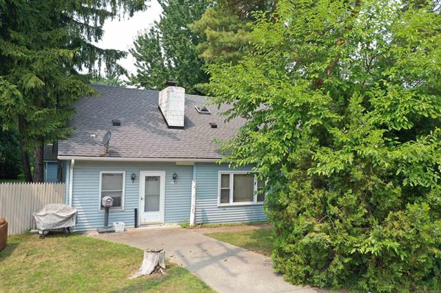 front view picture of 7955 Lakeshore Rd, Fort Gratiot, MI. 48059