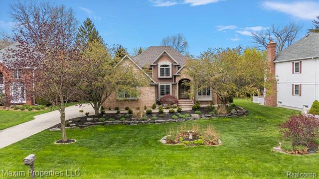 front view picture of 2606 Whitney Pl, Fort Gratiot, MI. 48059
