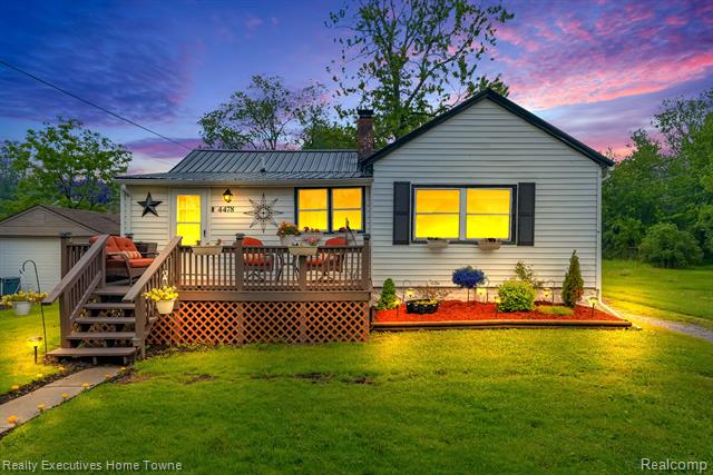 front view picture of 4478 Abel Dr, Fort Gratiot, MI. 48059